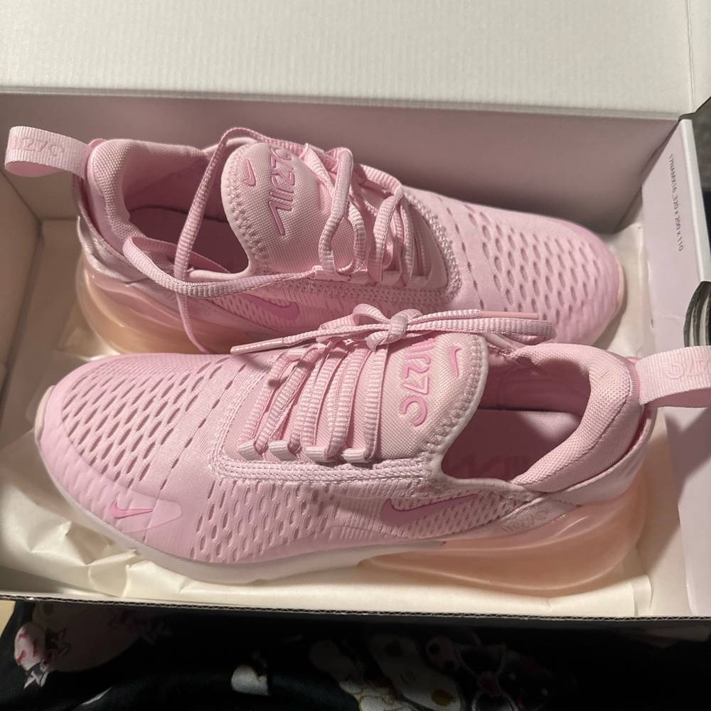 LIMITED EDITION Nike Women's Soft Pink Air Max Sneakers - Picture 4 of 4
